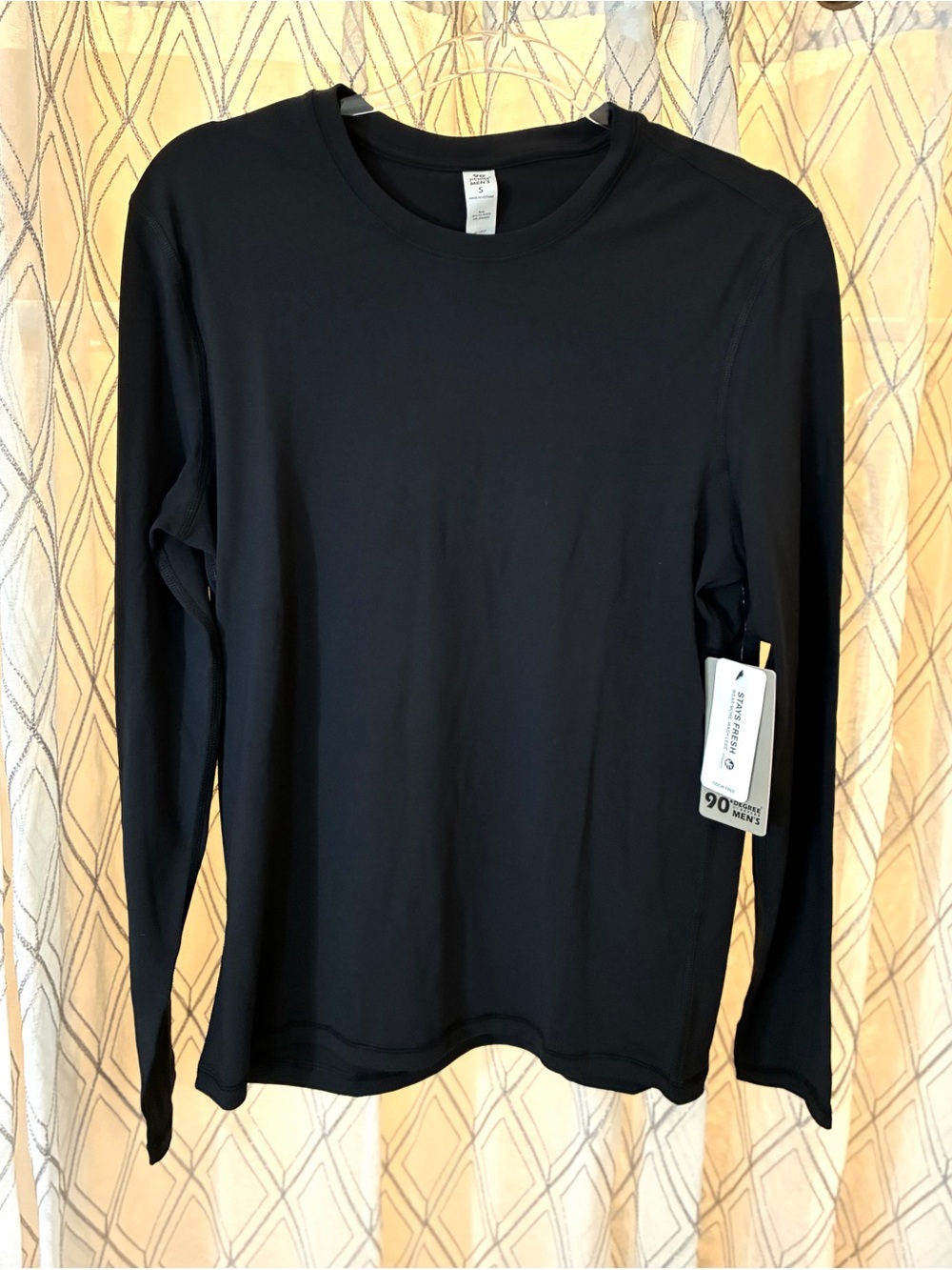90 Degree By Reflex Black Long Sleeve Crew Neck Top